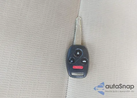 2007 Honda Accord 2.4 Lx z USA, uszkodzony, nr VIN 1HGCM56427A104827